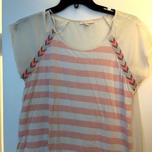 Skies are blue multi colored tee